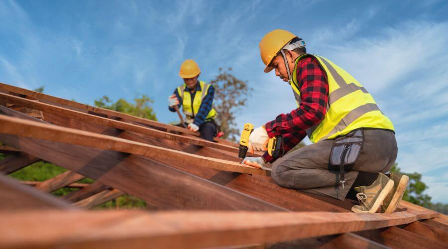 Professional Flat Roofing Installation services in Vanderbilt, MI